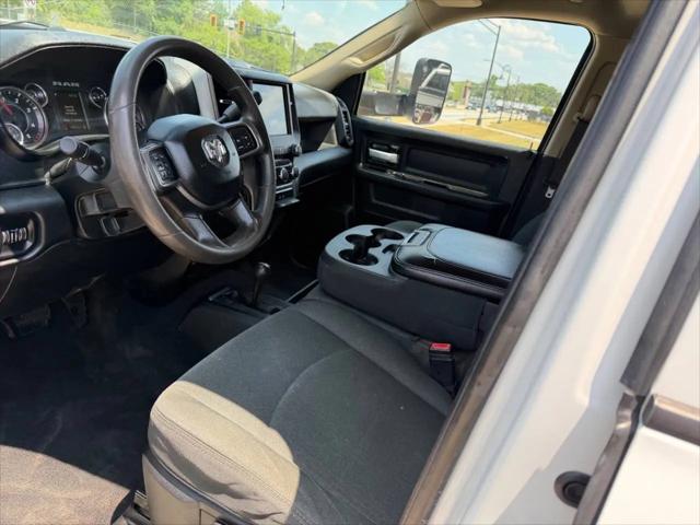 2019 Ram 3500 Tradesman Crew Cab 4x4 8' Box
