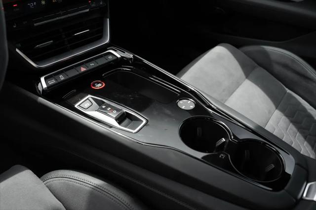2023 Audi e-tron GT Premium Plus quattro