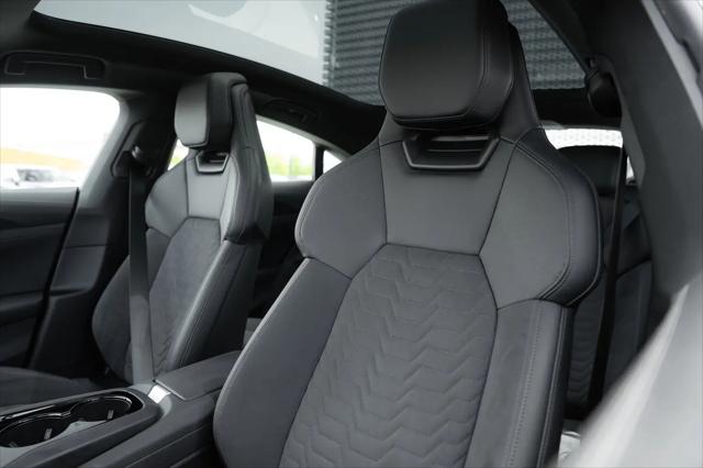 2023 Audi e-tron GT Premium Plus quattro