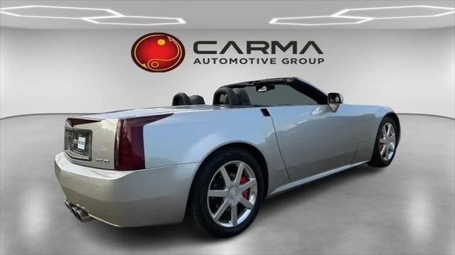 2004 Cadillac XLR Standard