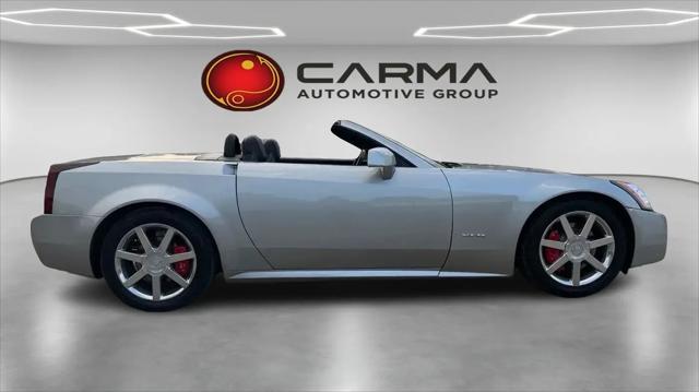 2004 Cadillac XLR Standard