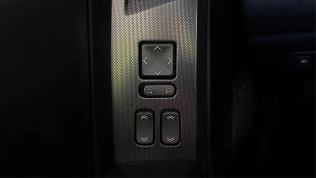 2004 Cadillac XLR Standard