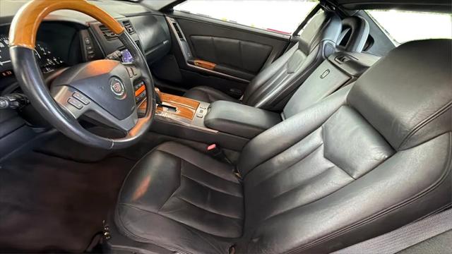 2004 Cadillac XLR Standard