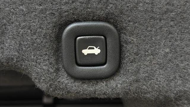 2004 Cadillac XLR Standard