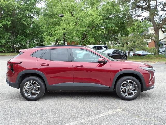 2025 Chevrolet Trax FWD LT