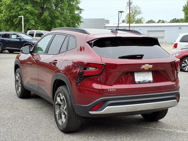 2025 Chevrolet Trax FWD LT
