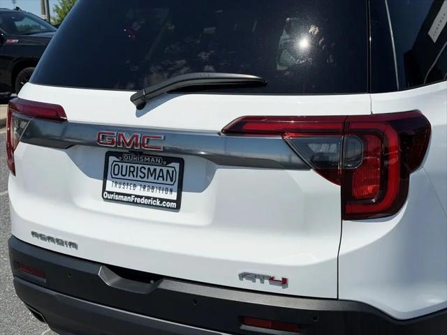 2023 GMC Acadia AWD AT4
