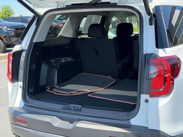 2023 GMC Acadia AWD AT4