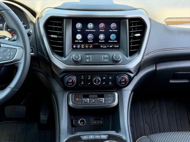 2023 GMC Acadia AWD AT4