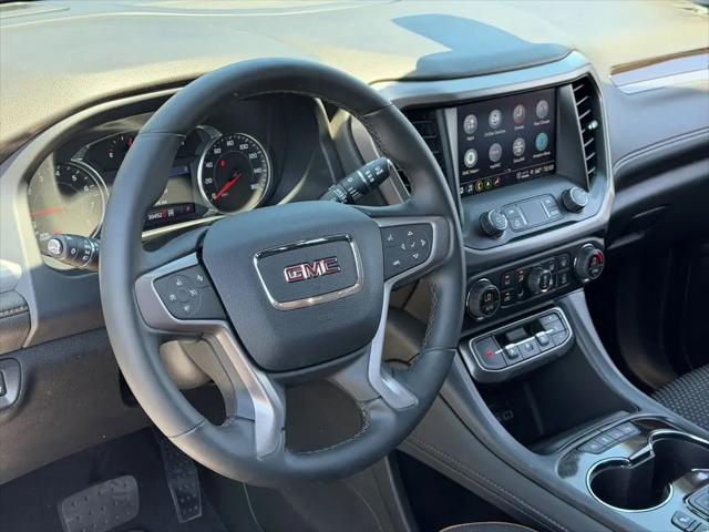 2023 GMC Acadia AWD AT4