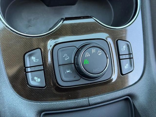 2023 GMC Acadia AWD AT4