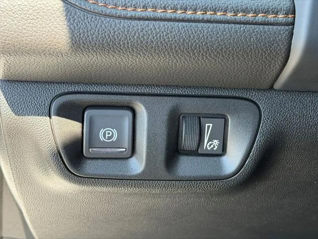 2023 GMC Acadia AWD AT4