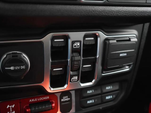 2025 Jeep Wrangler 4-Door Willys 4x4