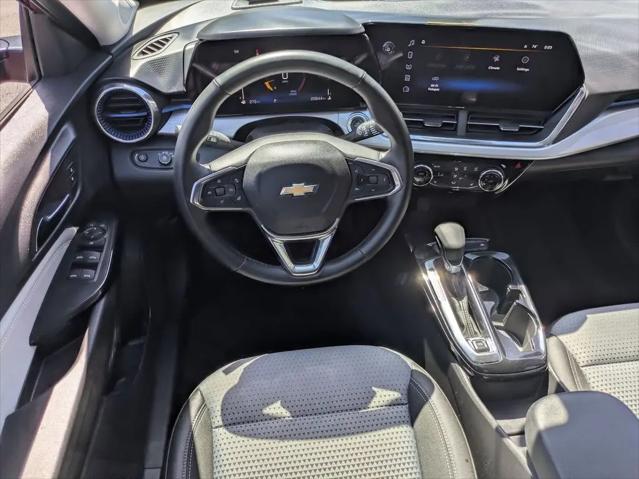 2025 Chevrolet Trax FWD LT