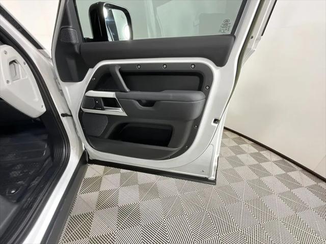 2023 Land Rover Defender 110 S