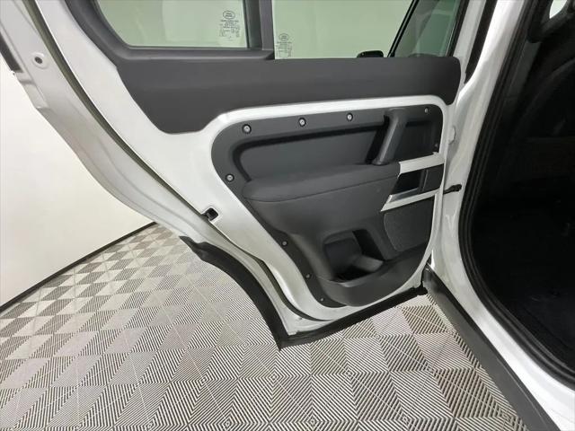 2023 Land Rover Defender 110 S