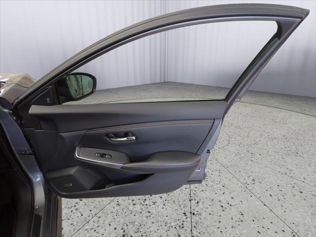 2022 Nissan Sentra SR Xtronic CVT
