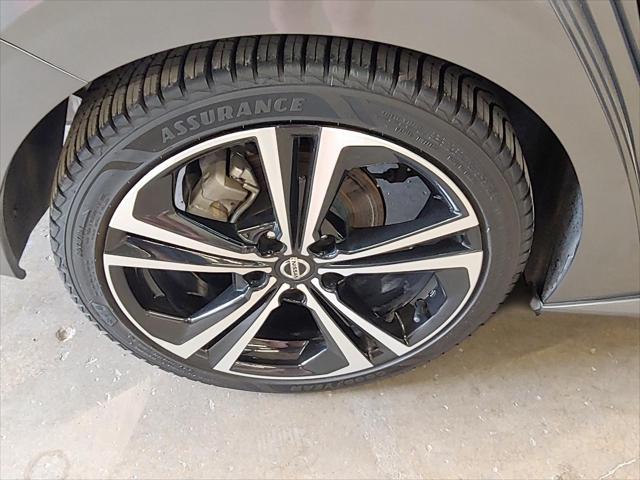 2022 Nissan Sentra SR Xtronic CVT