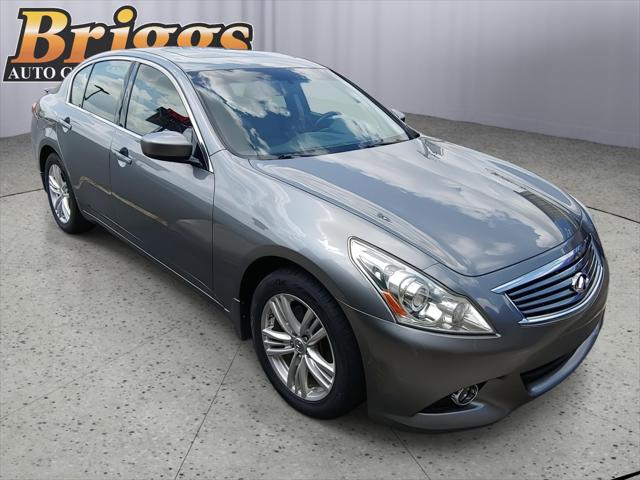 2013 INFINITI G37 x