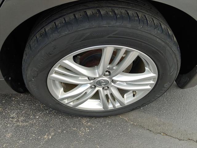 2013 INFINITI G37 x