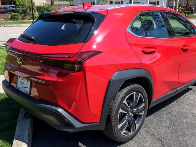 2023 Lexus UX 250h UX 250h