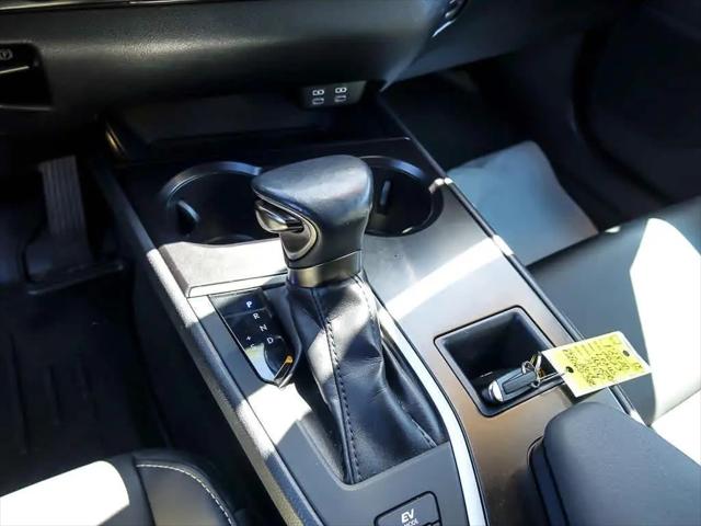 2023 Lexus UX 250h UX 250h
