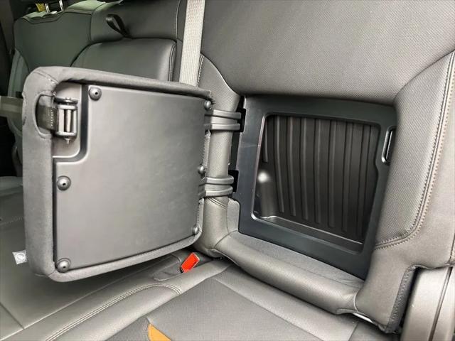 2026 GMC Sierra 2500HD Crew Cab, Standard Bed, AT4, 4WD
