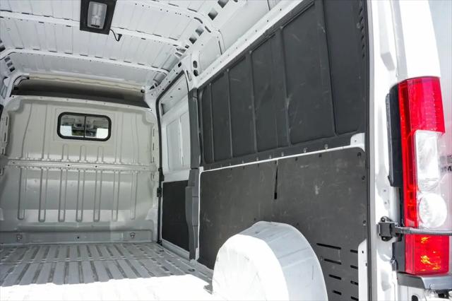 2025 Ram ProMaster 2500 Cargo Van Tradesman High Roof 159" WB w/Pass Seat