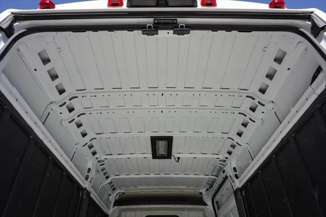 2025 Ram ProMaster 2500 Cargo Van Tradesman High Roof 159" WB w/Pass Seat
