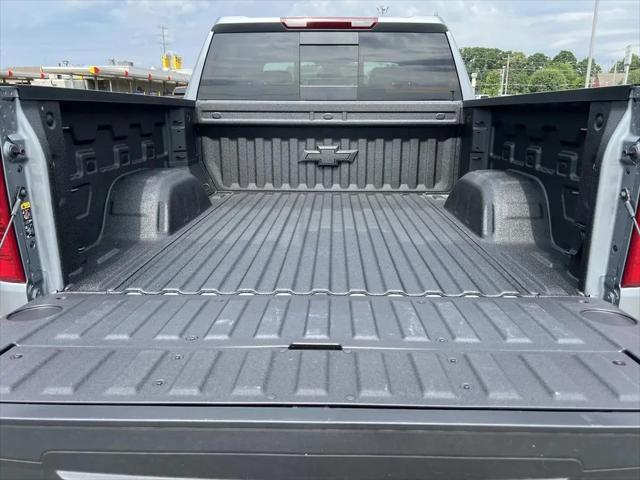 2026 Chevrolet Silverado 1500 4WD Crew Cab Standard Bed LT