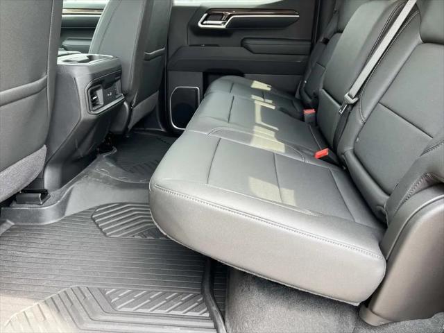 2026 Chevrolet Silverado 1500 4WD Crew Cab Standard Bed LT