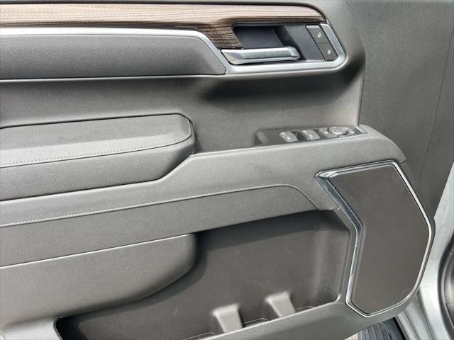 2026 Chevrolet Silverado 1500 4WD Crew Cab Standard Bed LT