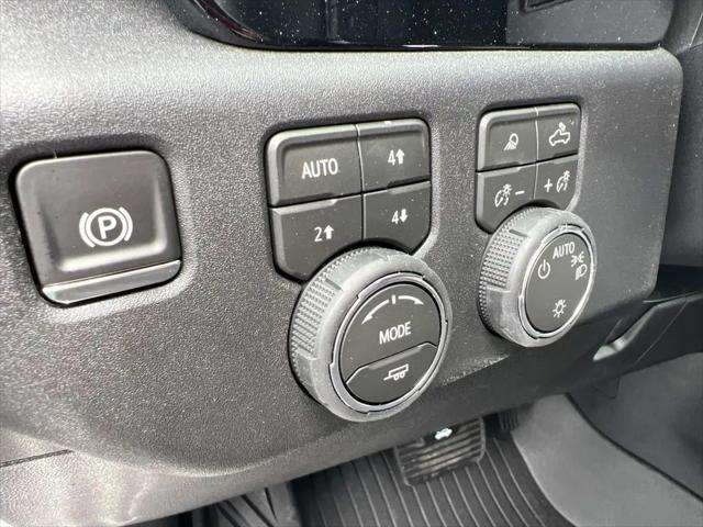 2026 Chevrolet Silverado 1500 4WD Crew Cab Standard Bed LT
