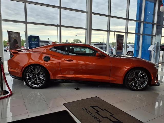 2022 Chevrolet Camaro RWD Coupe ZL1