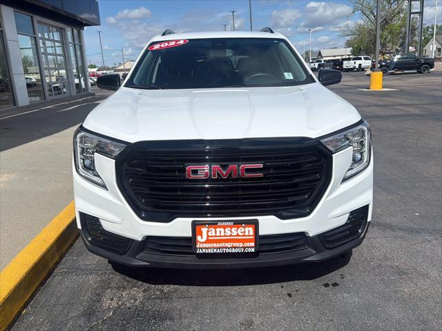2024 GMC Terrain AWD SLE