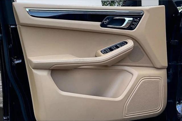 2015 Porsche Macan S