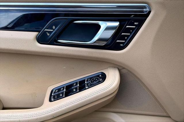 2015 Porsche Macan S