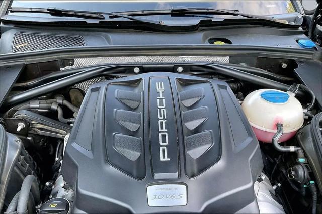 2015 Porsche Macan S