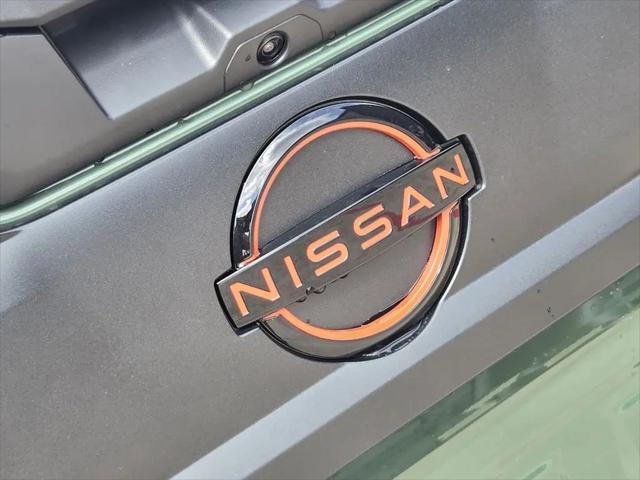 2026 Nissan Frontier Crew Cab Long Bed PRO-4X 4x4