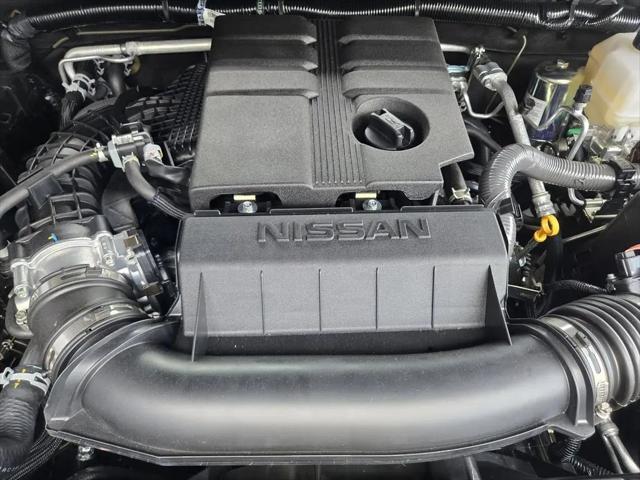 2026 Nissan Frontier Crew Cab Long Bed PRO-4X 4x4