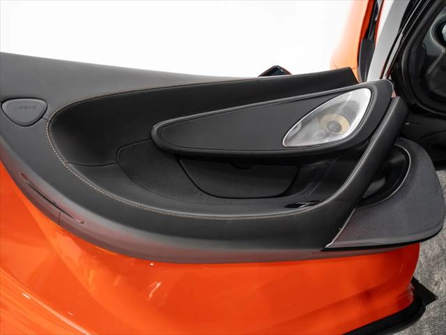 2023 McLaren GT Standard