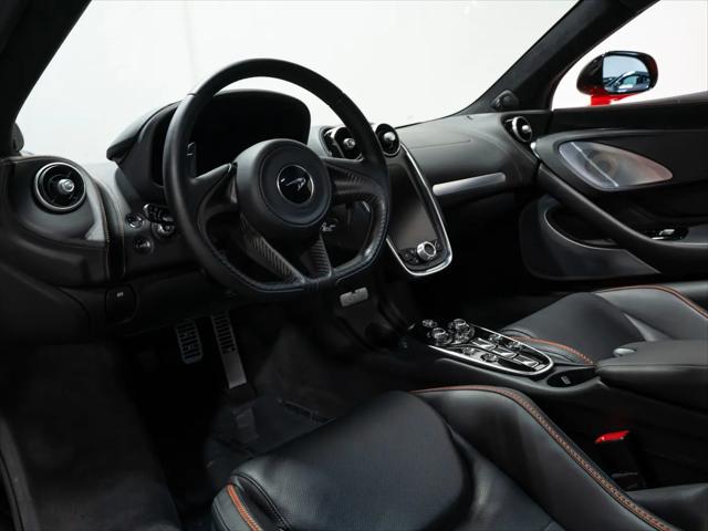 2023 McLaren GT Standard