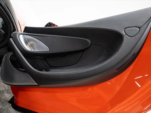 2023 McLaren GT Standard