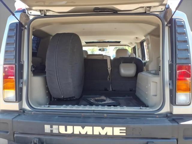 2004 HUMMER H2 Base