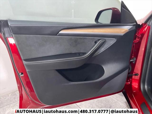 2024 Tesla Model Y Long Range Dual Motor All-Wheel Drive