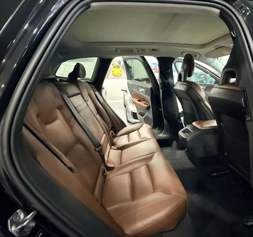 2018 Volvo XC60 T5 Momentum