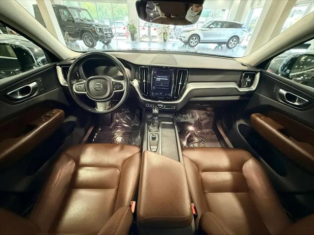2018 Volvo XC60 T5 Momentum
