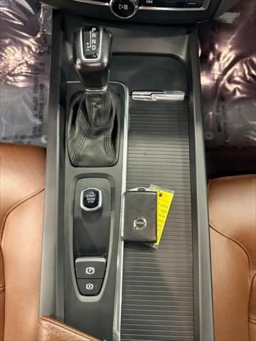 2018 Volvo XC60 T5 Momentum