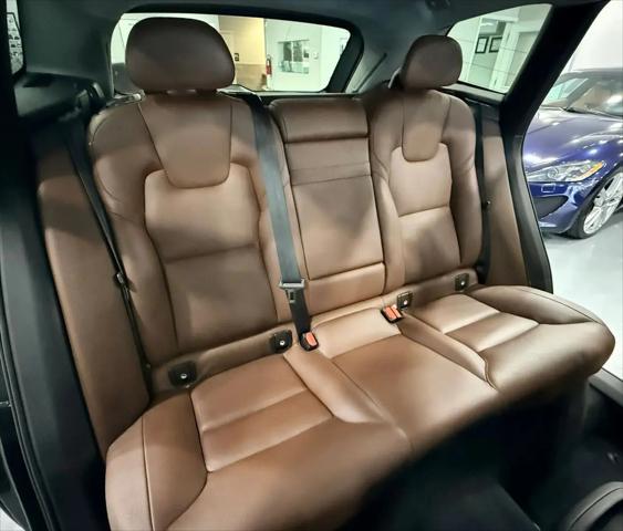 2018 Volvo XC60 T5 Momentum