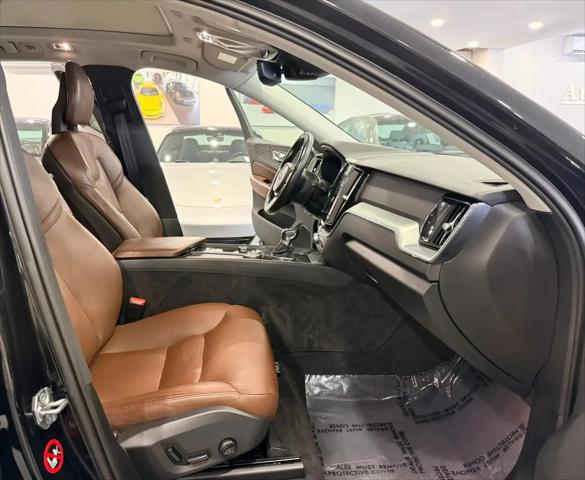 2018 Volvo XC60 T5 Momentum